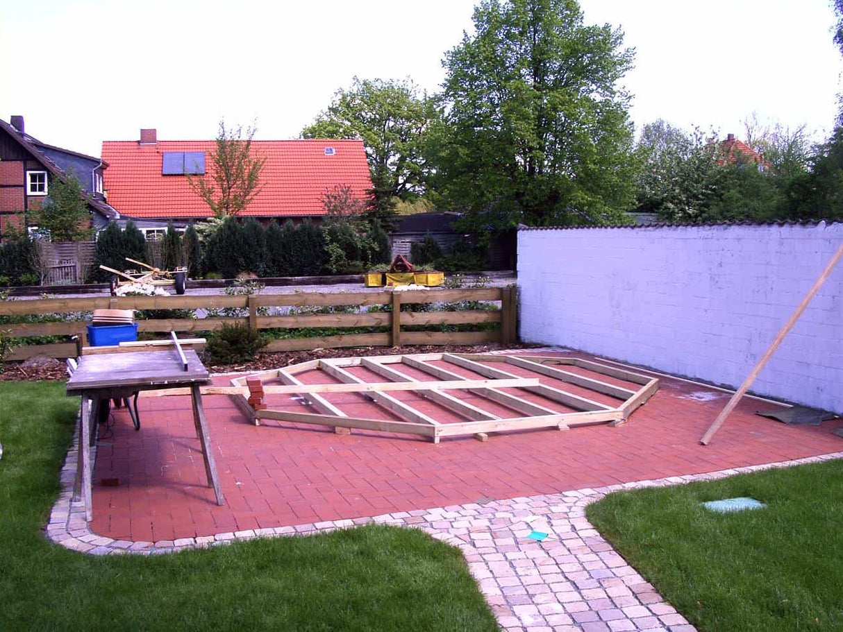 Hanna (4,2m halkaisija | 14,1m² | 44mm) Kahdeksankulmainen kesämökki-huvimaja