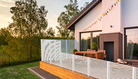 Aitaelelementti 'Line 12x10' (1180x955) terassin näkösuoja